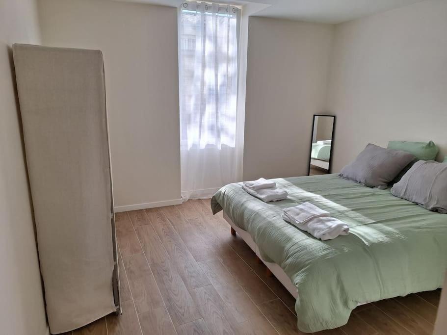 Apartment Centre-ville Avec Cour Privative Malaucene